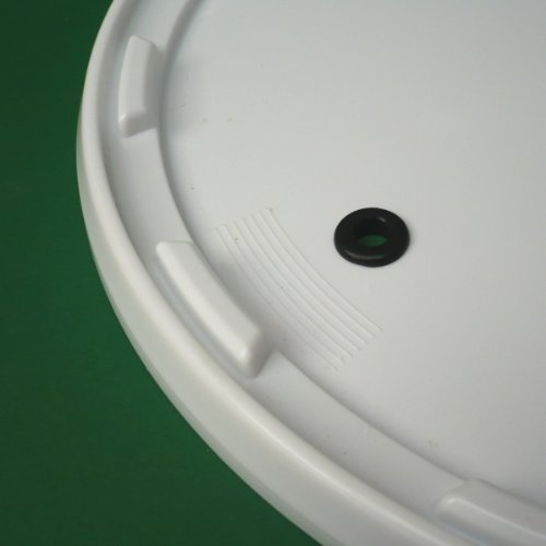 Fermentation Vessel - Youngs 33 Litre Bucket with Graduations & Drilled Lid