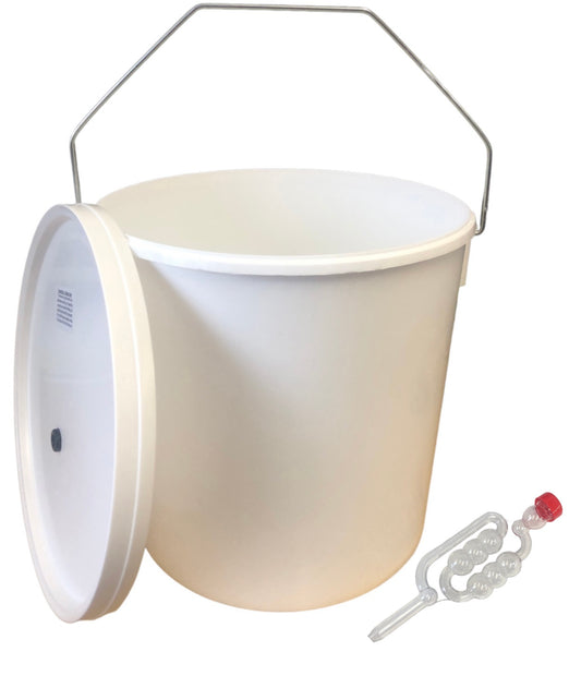 Fermentation Vessel - 10 Litre Bucket with Grommeted Lid & Airlock